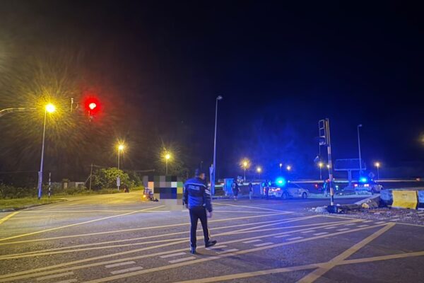 Penunggang motosikal maut, pembonceng cedera dalam kemalangan di Kota Samarahan