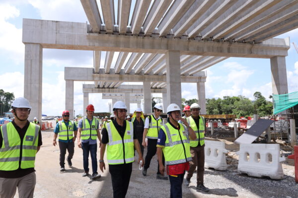 Sarawak Metro terima pengiktirafan DOSH bagi 12.5 juta jam bekerja selamat